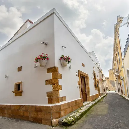 Le Bed Holiday home Pulsano
